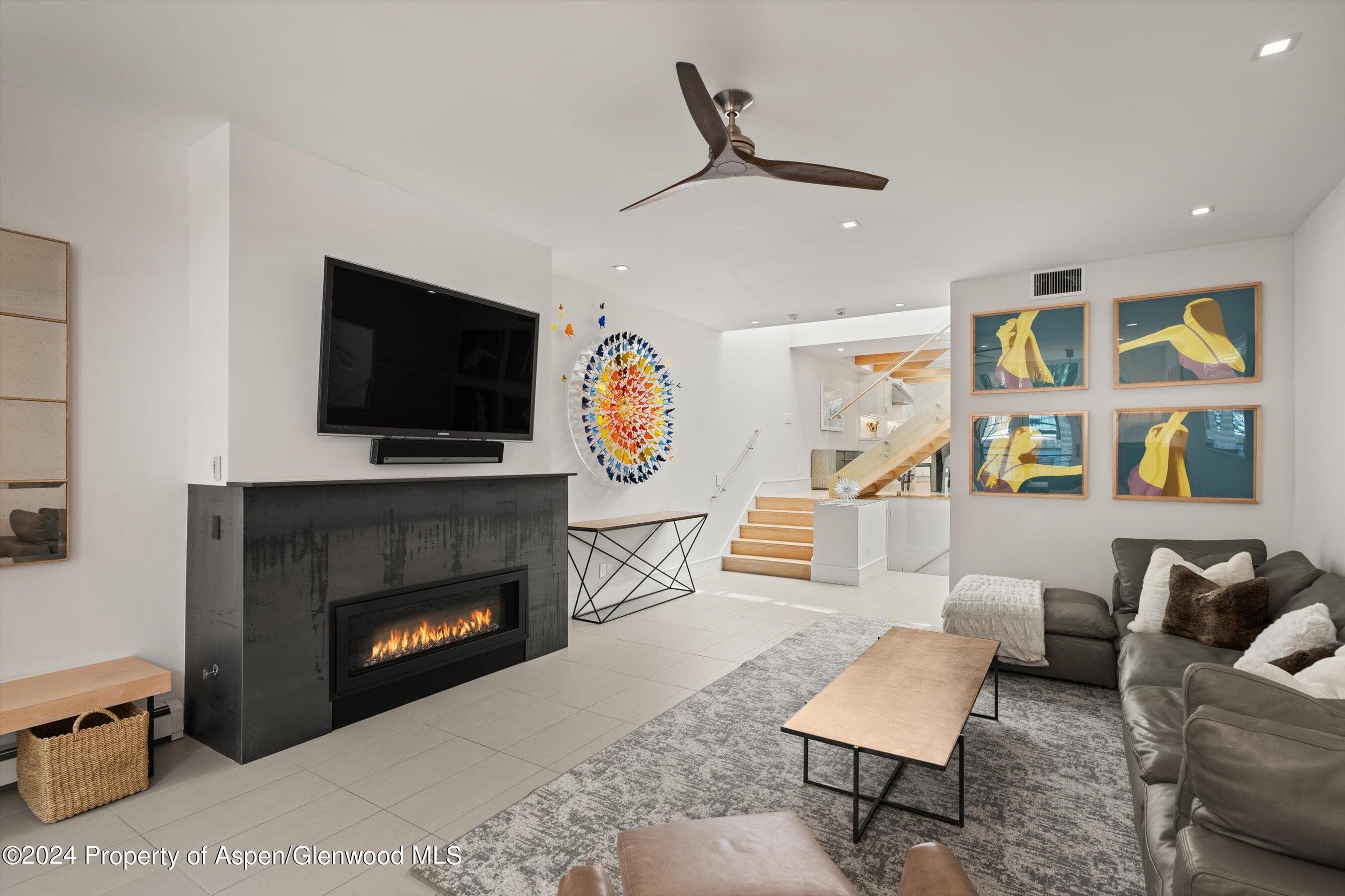 812 E Cooper Avenue, Aspen, CO 81611 - Photo 1