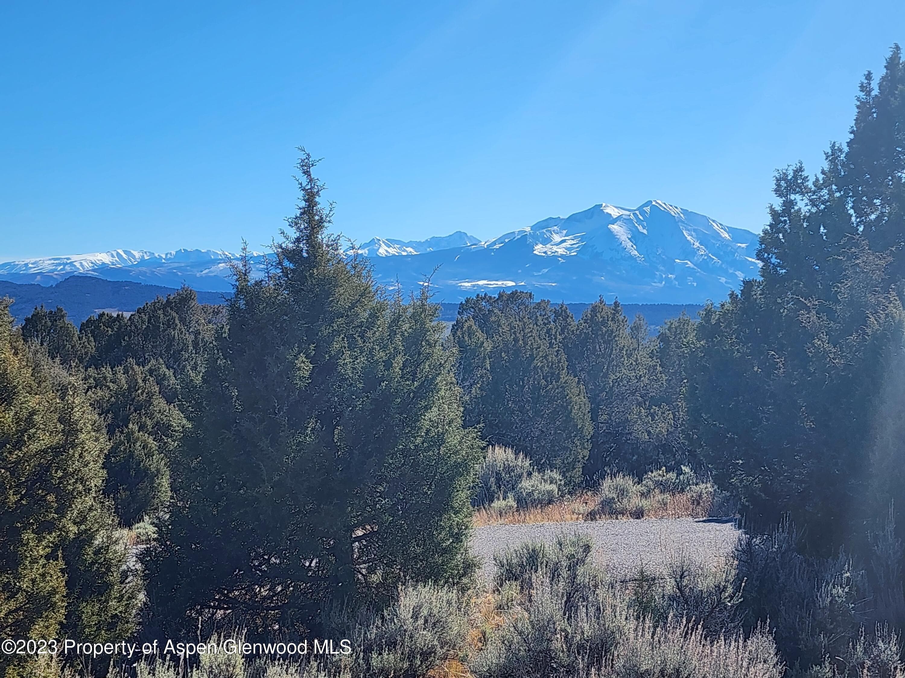209 Crescent Lane, Glenwood Springs, CO 81601 - Photo 1