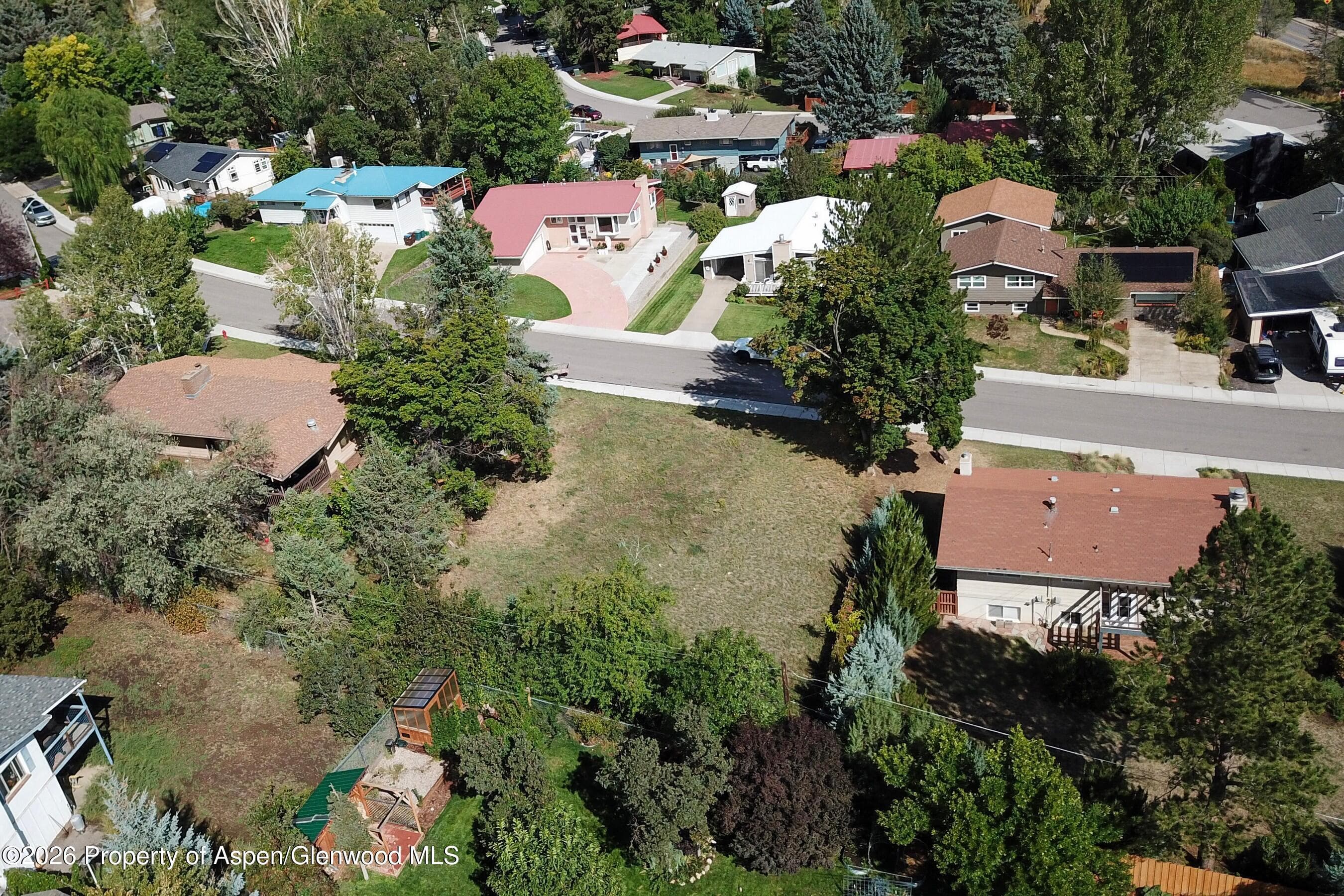 516 W 12th Street, Glenwood Springs, CO 81601 - Photo 1